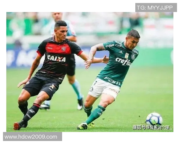 吴敏独家解析足球技巧与战术分享，助你提升球场表现与理解